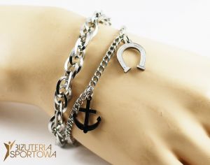 Bracelet with good luck pendants